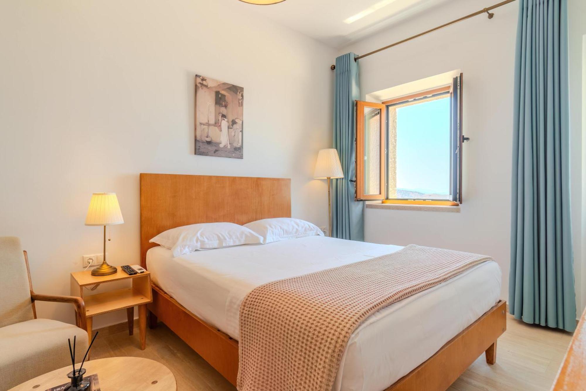 Annapolis Hotel Himare Exterior photo
