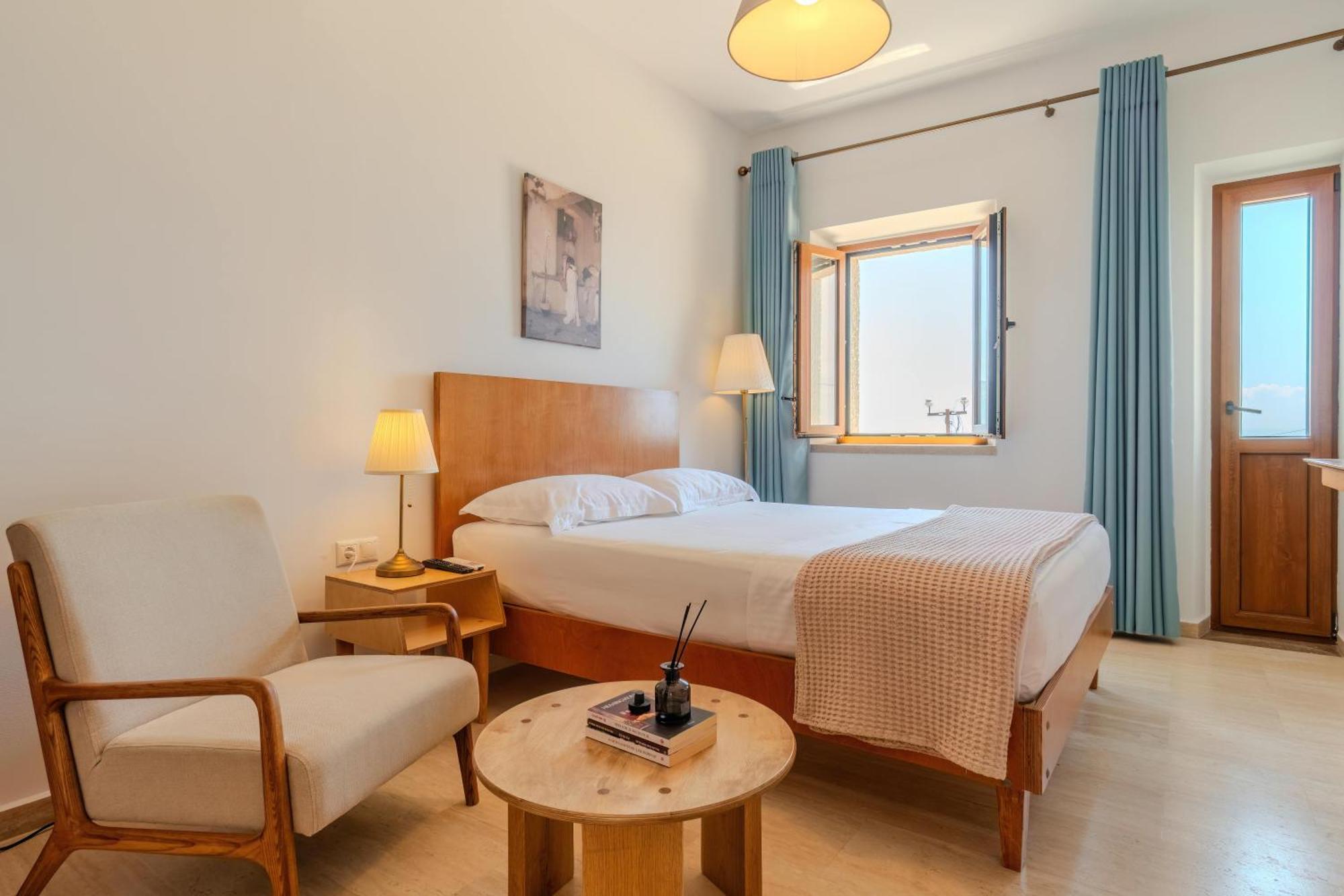 Annapolis Hotel Himare Exterior photo
